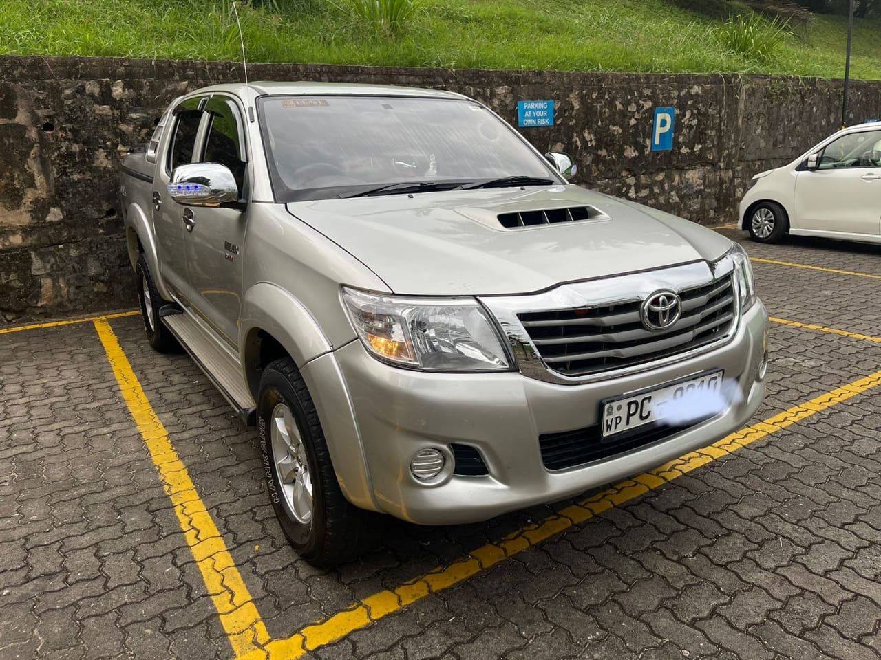 Toyota hillux 2008